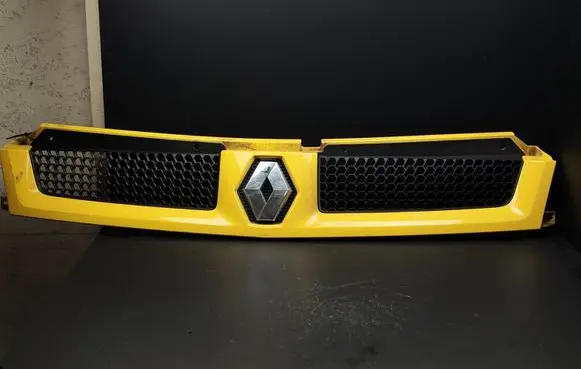 Renault Master II Front grill 8200233765