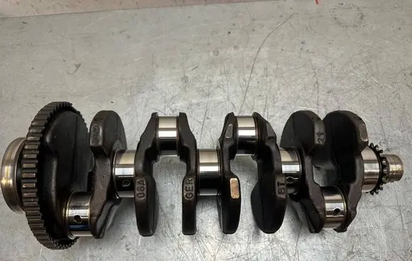 Audi A4 S4 B6 8E 8H Crankshaft 050105189A