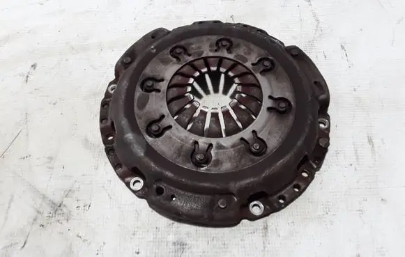 Renault Master II Pressure plate 8200440023