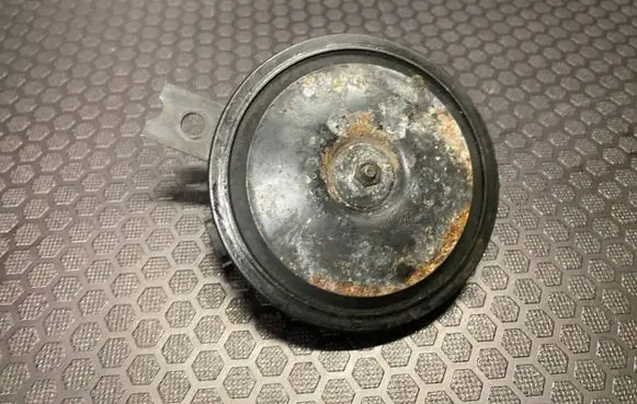 Hyundai Santa Fe Horn signal 9661038102