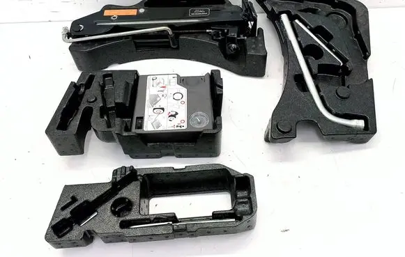 Porsche Cayenne (92A) Tool set 7P001212J 7P0012112H 7P5012177A