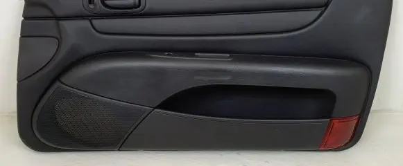 Chrysler Sebring (ST-22 - JR) Front door card panel trim