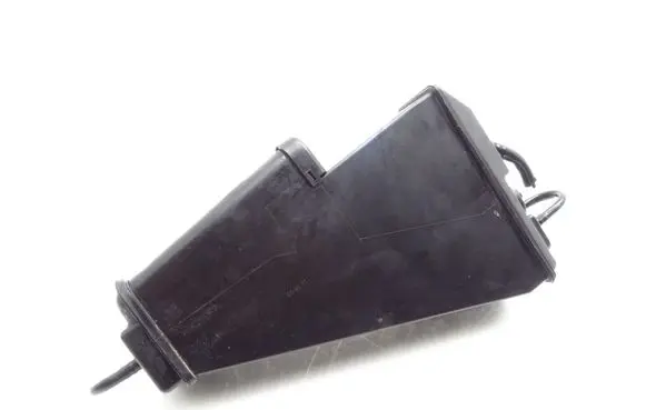 Audi A4 S4 B6 8E 8H Fuel filter housing 8E0201803E