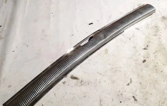 Volkswagen PASSAT B5 Other trunk/boot trim element 3b8863450