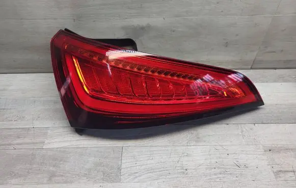 Audi Q5 SQ5 Rear/tail lights 8R0945093C AU416PA72 21240101