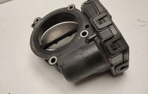 Mercedes-Benz B W246 W242 Throttle valve A6510900370