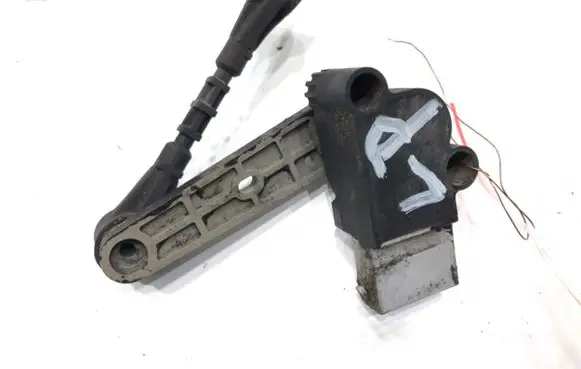 Land Rover Range Rover Sport L320 Headlight/headlamp level sensor AH22-3C097-CD