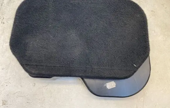 Volkswagen Touran II Tool box 1T0864134B