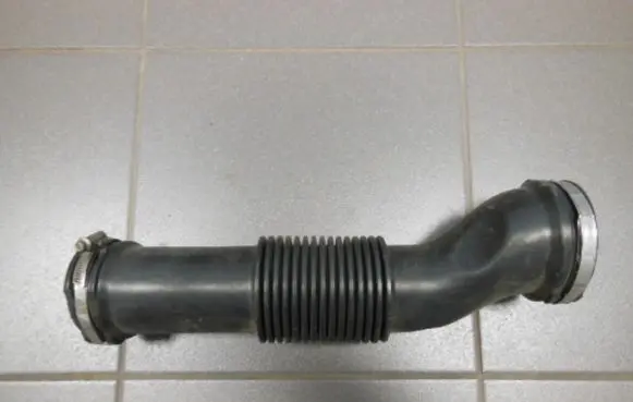 Jaguar F-Pace Air intake duct part GX739C623CA