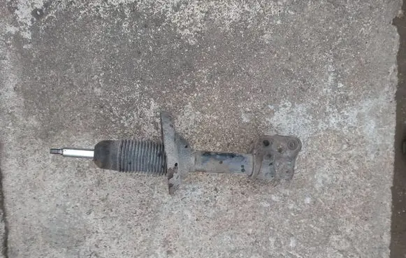 Subaru Outback Front shock absorber/damper 20310AG530