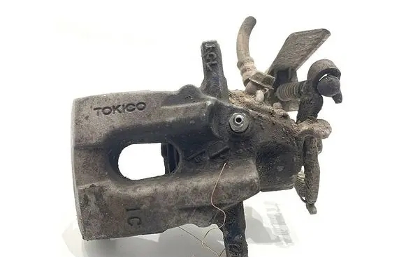 Lexus CT 200H Rear brake caliper
