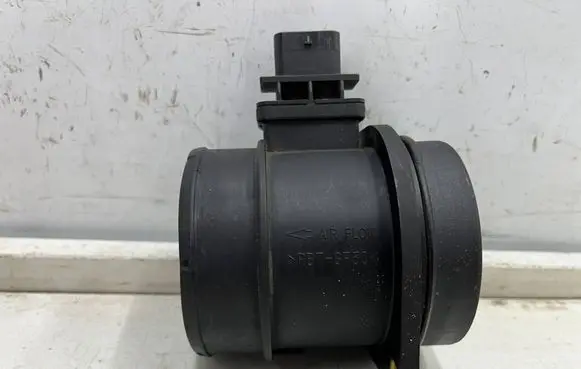 Hyundai Sonata Mass air flow meter 28164-27800 9220930006