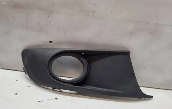 Volkswagen Touran II Front fog light trim/grill 1T0853666S