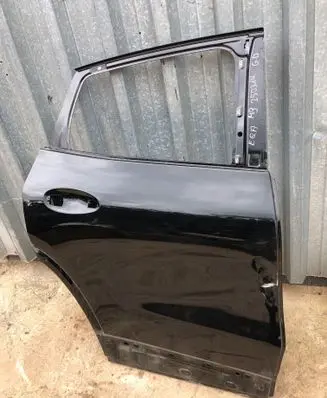 Mercedes-Benz EQA Rear door