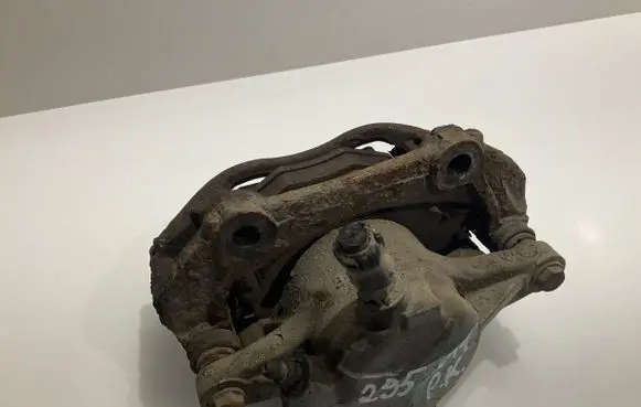 Mercedes-Benz E W211 Front brake caliper