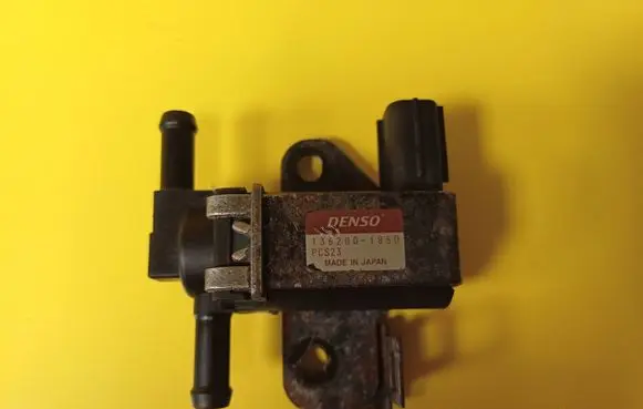 Honda Civic Turbo solenoid valve 1362001850