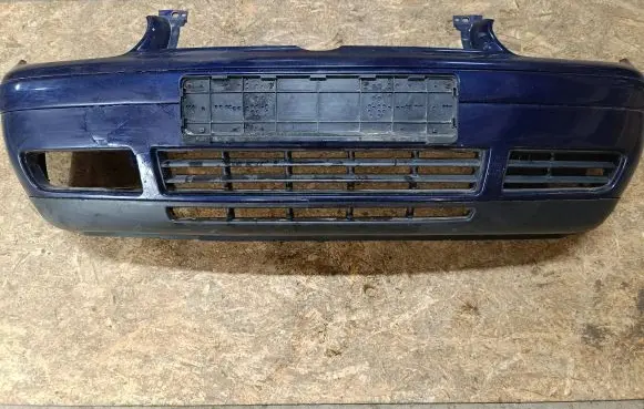 Volkswagen Golf IV Front bumper 1J0805903 1J0807217 1155D3191