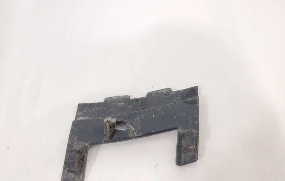 Volvo V70 Front bumper mounting bracket 9484337 2419