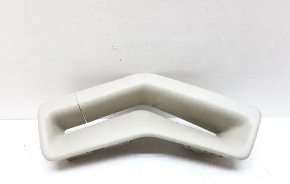Volvo V70 Seat belt trim 