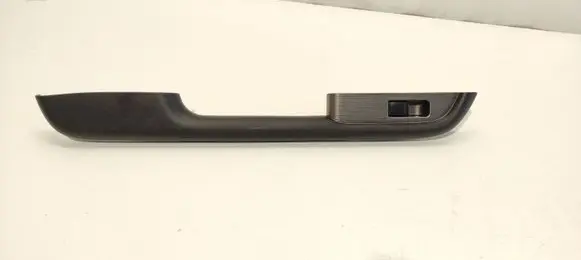 Nissan X-Trail T30 Rear door interior handle trim 829498H300X