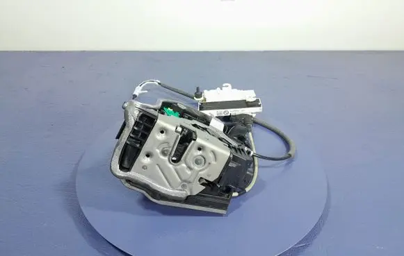 Audi A4 S4 B7 8E 8H Rear door lock 7477703