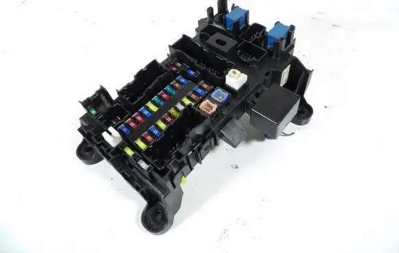 Suzuki Grand Vitara II Fuse box set 01346C18