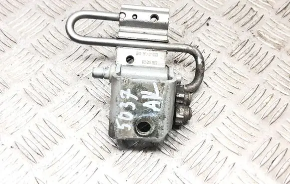 Audi A4 S4 B6 8E 8H Rear door lower hinge 8E0833412 EDS0204