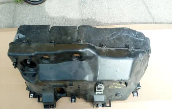 Renault Megane E-Tech Interior heater climate box assembly housing 272875MZ2A NE70569
