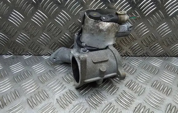 Skoda Octavia Mk2 (1Z) EGR valve 03G129637A 03G131502