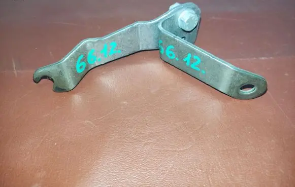 BMW M3 F80 Muffler mount bracket/holder 