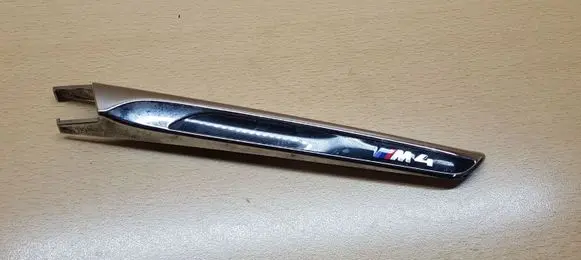 BMW 4 F32 F33 Front fender indicator light 8056059