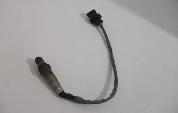 Opel Corsa E Lambda probe sensor 55563346 0258010121