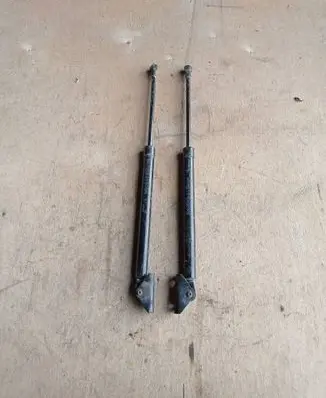 Mitsubishi ASX Tailgate/trunk strut/damper