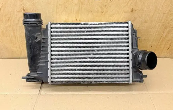 Renault Kadjar Intercooler radiator 144962803R T59325B