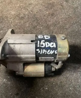 Renault Megane II Starter motor 8200306595 M000T87881