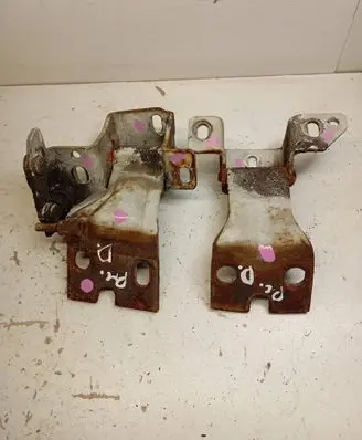 Front door hinge set