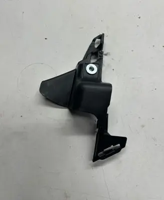 Chevrolet Camaro Front bumper mounting bracket 256802