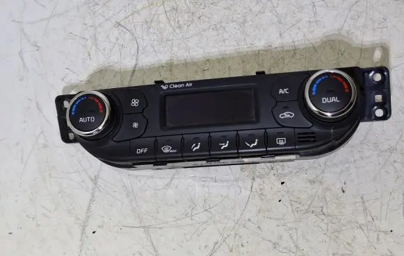 KIA Ceed Climate control unit 97250A2202 97250A2XXX