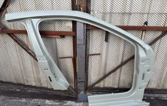 Volkswagen Jetta VI Front quarter panel 5C6809606A