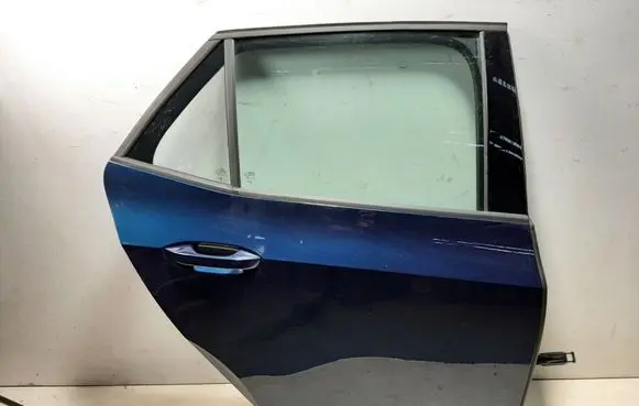 Cupra Born Rear door