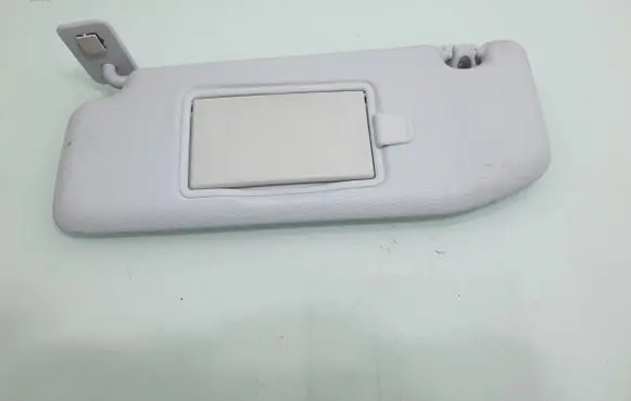 Peugeot 208 Sun visor