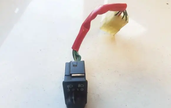 Subaru Impreza I Headlight level height control switch 92247