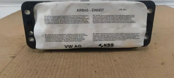 Skoda Octavia Mk3 (5E) Passenger airbag 8V0880204D