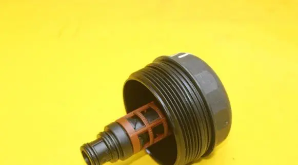 BMW 3 E90 E91 Oil filter cover 7508968