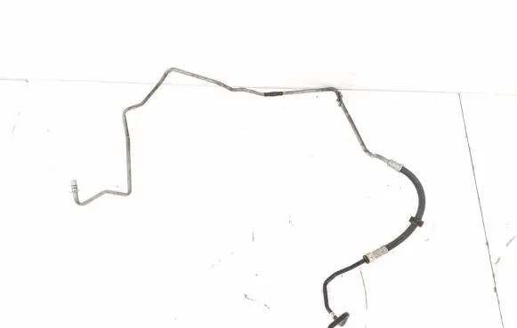 Mercedes-Benz SLK R172 Gearbox oil cooler pipe/hose A1725280324