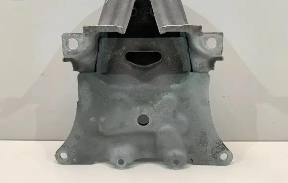 BMW 4 G22 G23 G24 G26 Rear differential mounting bracket 7432154