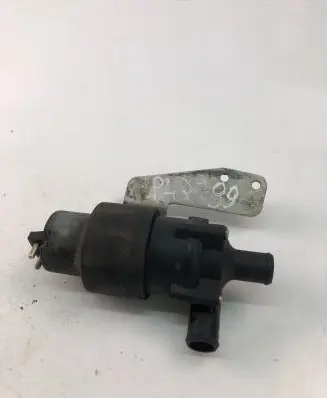 Mercedes-Benz C W202 Water pump 2028301214