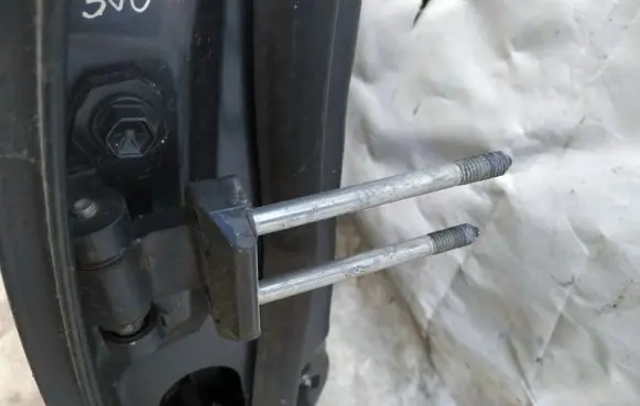 Lexus GS 300 400 430 Rear door lower hinge