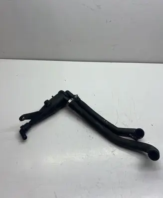Audi A6 S6 C4 4A Breather/breather pipe/hose 046103495A