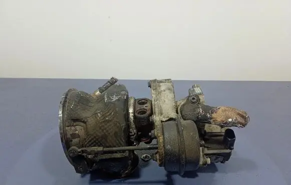 Audi RS Q8 Turbo system vacuum part 0P2145654C